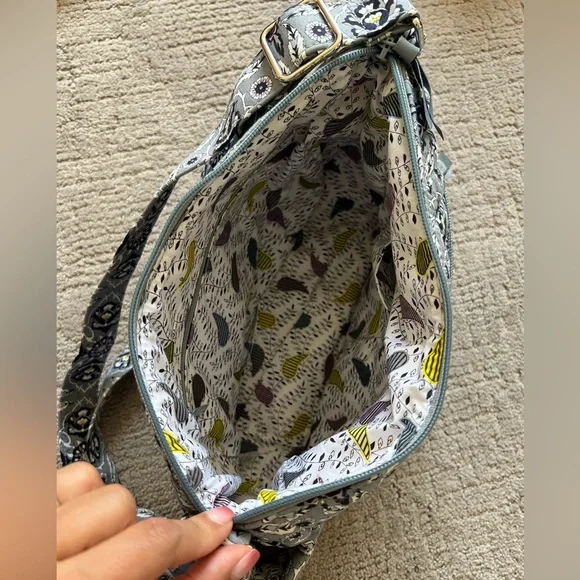 Vera Bradley Crossbody - Plaza Tile - Picture 7 of 13